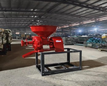 10''Grinder Machine বা মসলা গুঁড়া করার মেশিন: